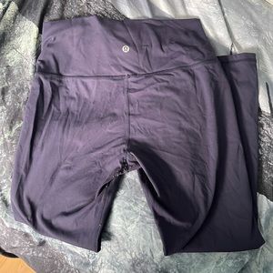 Navy High waisted lululemon Wonder Unders - Size 10